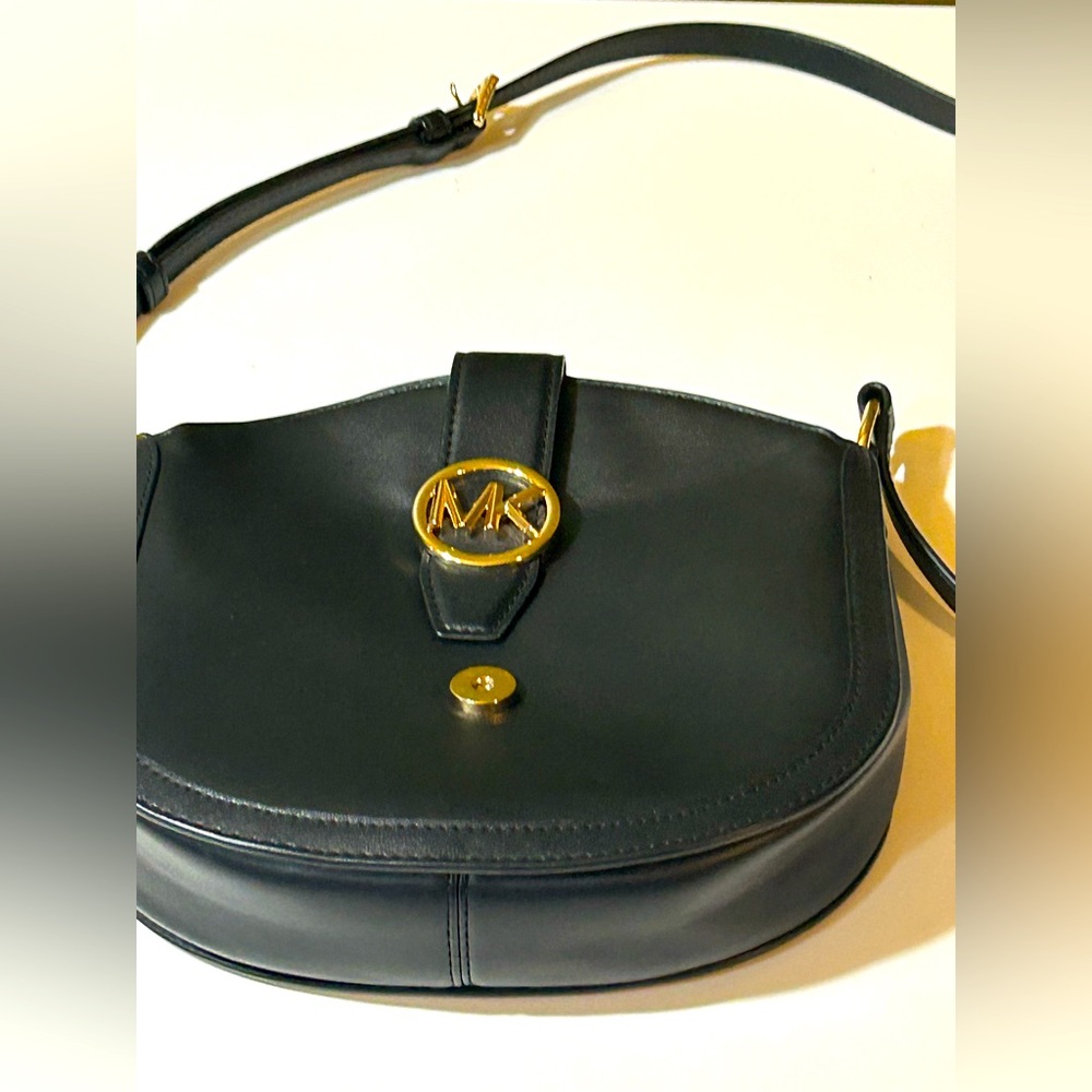 BRAND NEW WITH TAGS Michael Kors Black Leather Women's Bag